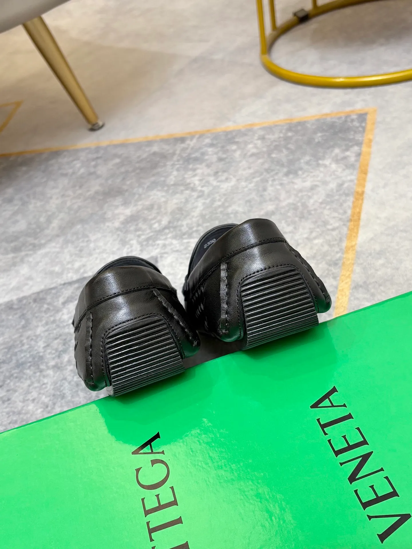 P420💰 (Niu Li + Niu Pad) [BV] The latest hot style‼ ️Casual men's shoes, uppers imported first-layer cowhide ➕Full imported cowhide lining✔️Exquisite workmanship, excellent foot feel, special rubber soles✔️, cool and fashionable, the latest fashion, fashionable outsole, hurry up.  Code number: 38-44 (can be customized to 37.45, non-refundable)